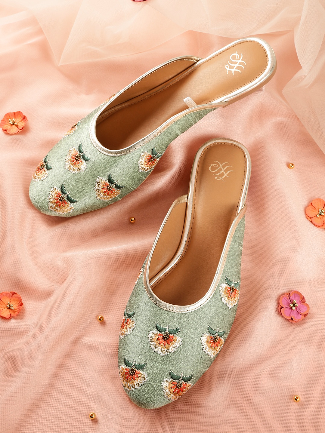 

House of Pataudi Women Green & Yellow Ethnic Embellished Handcrafted Mules