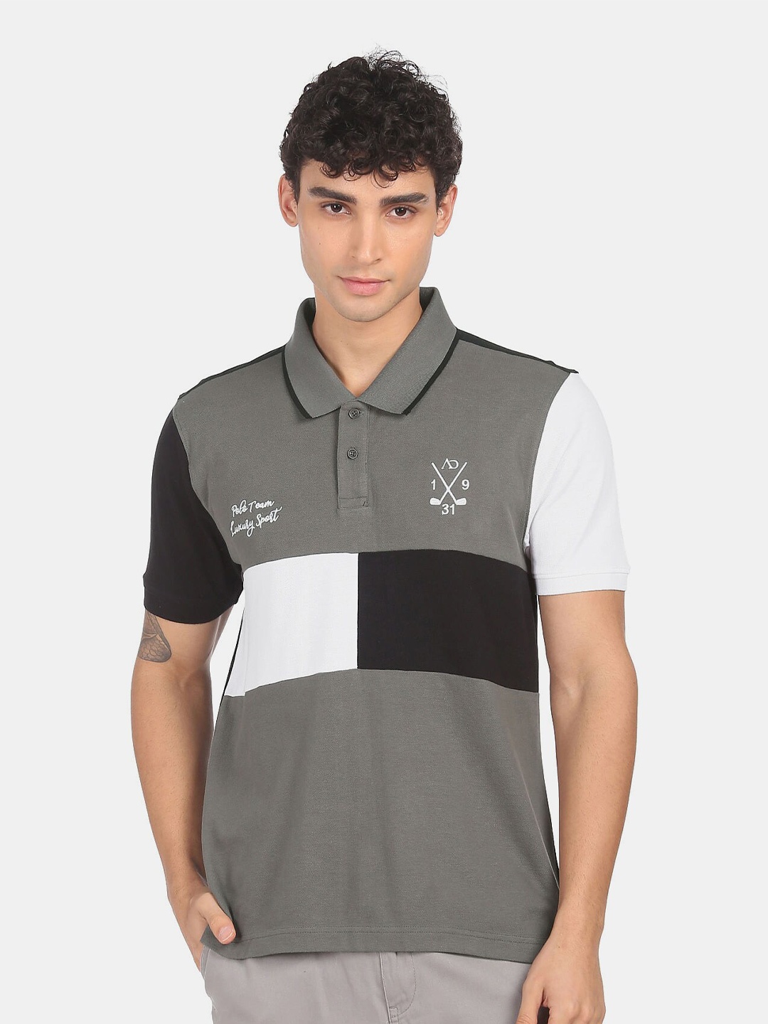 

AD By Arvind Men Grey & White Colourblocked Polo Collar Slim Fit 100% Cotton T-shirt