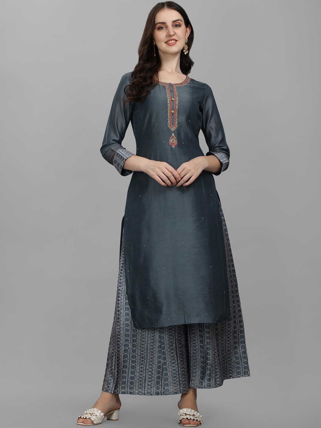 

Seerat Women Grey Ethnic Motifs Yoke Design Chanderi Silk Kurta with Palazzos & With Dupatta