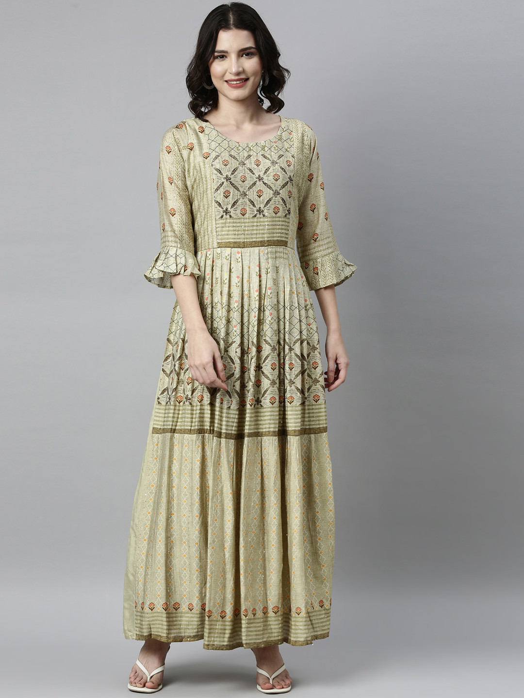 

Neerus Women Olive Green Floral Printed Bell Sleeves Anarkali Kurta