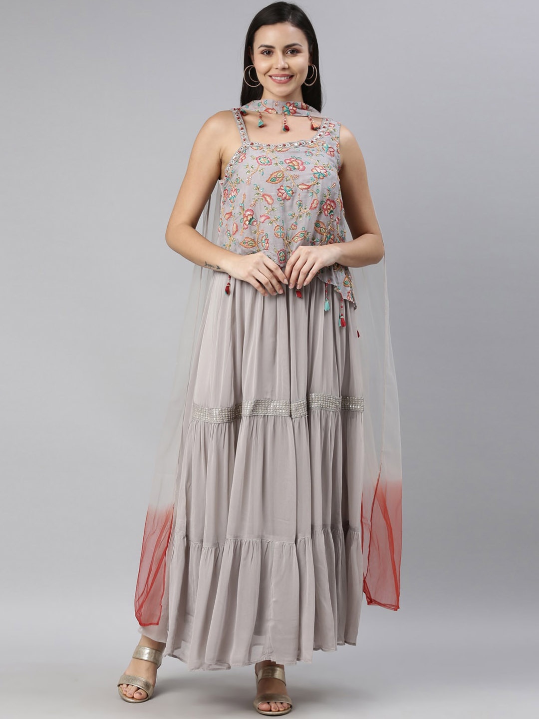 

Neerus Women Grey & Red Floral Embellished Georgette Anarkali Kurta