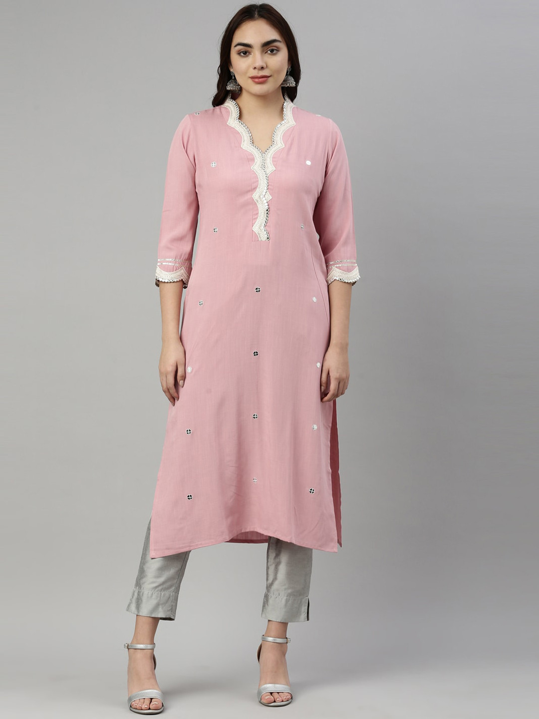 

Neerus Women Peach-Coloured Geometric Embellished Mirror Work Kurta
