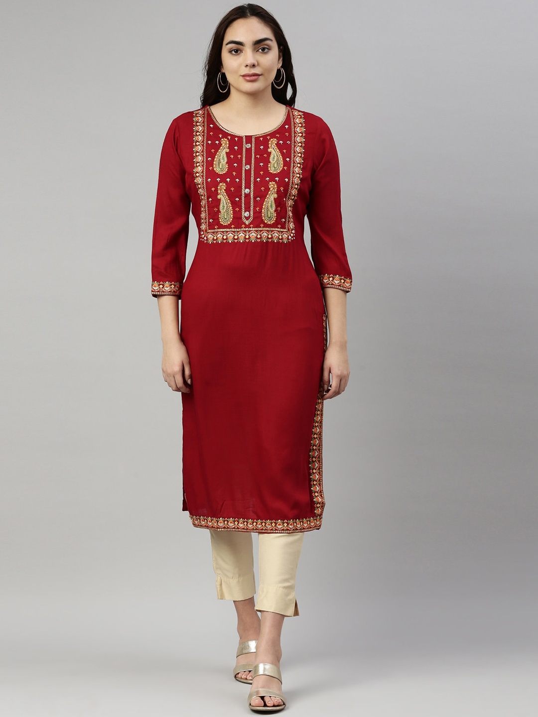 

Neerus Women Maroon Yoke Design Thread Work Kurta