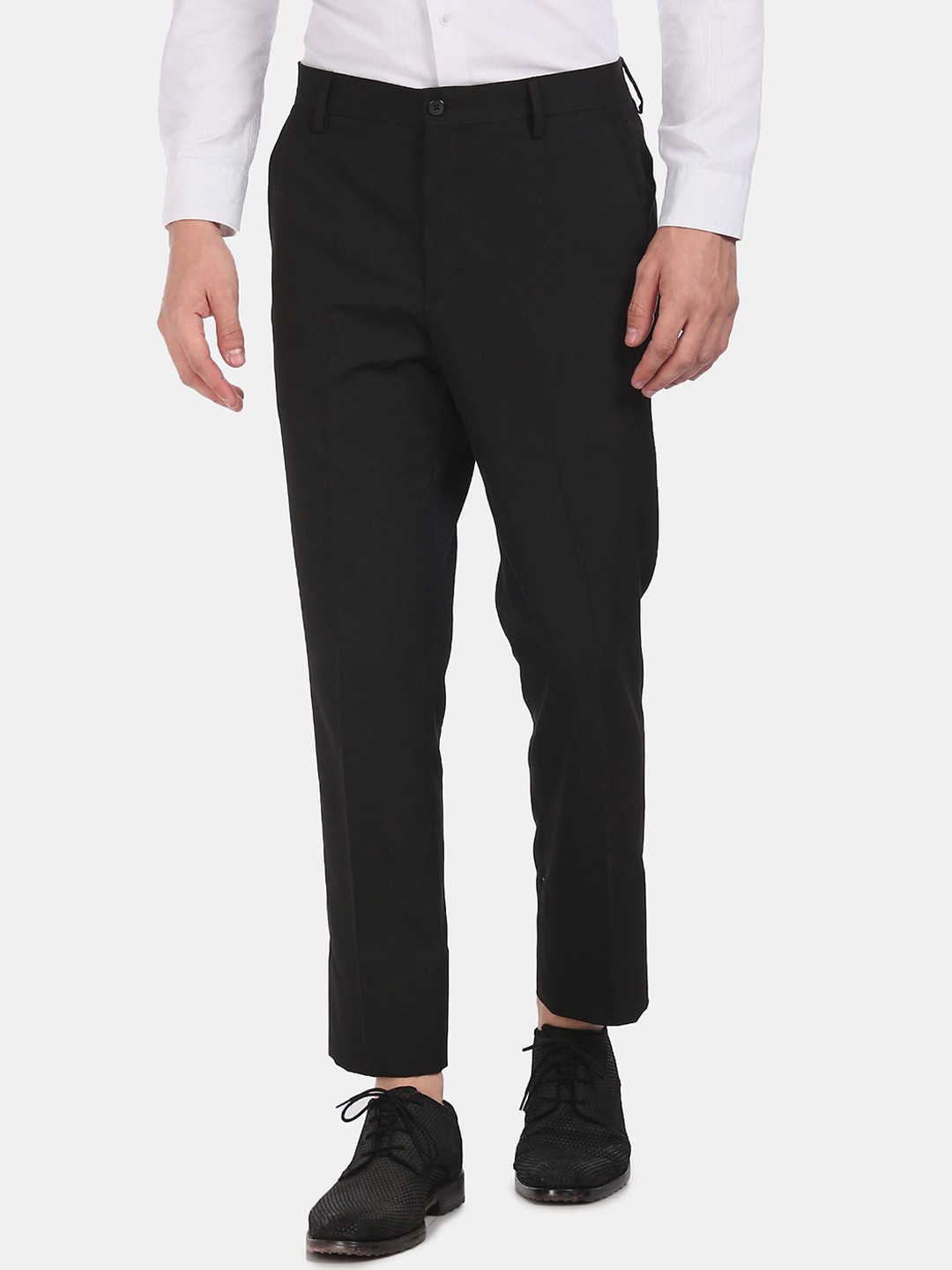 

Arrow New York Men Black Mid Rise Solid Formal Trousers