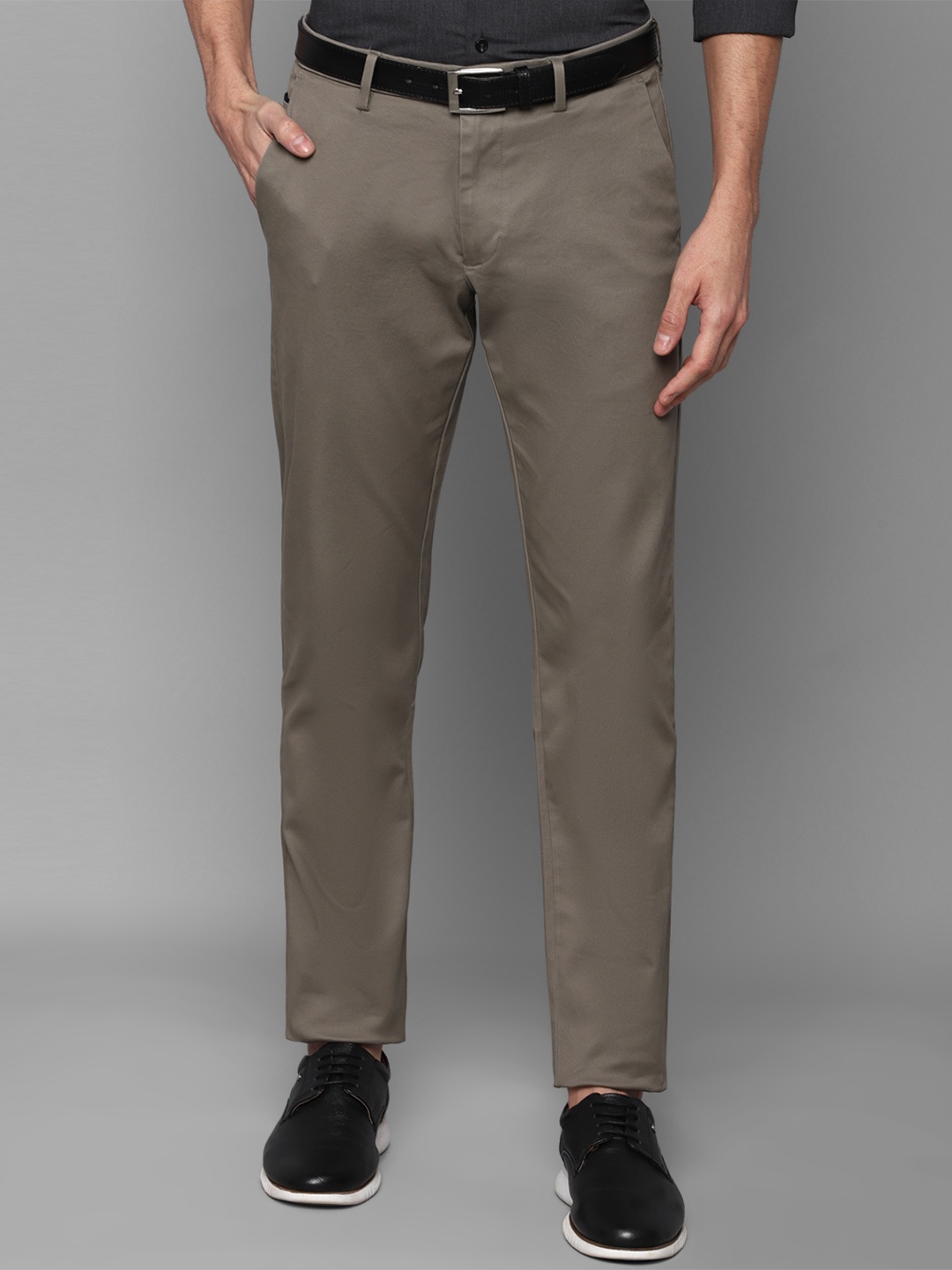 

Allen Solly Men Grey Solid Slim Fit Cotton Trousers