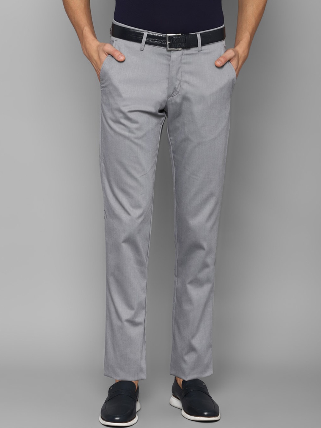 

Louis Philippe Sport Men Grey Slim Fit Trousers