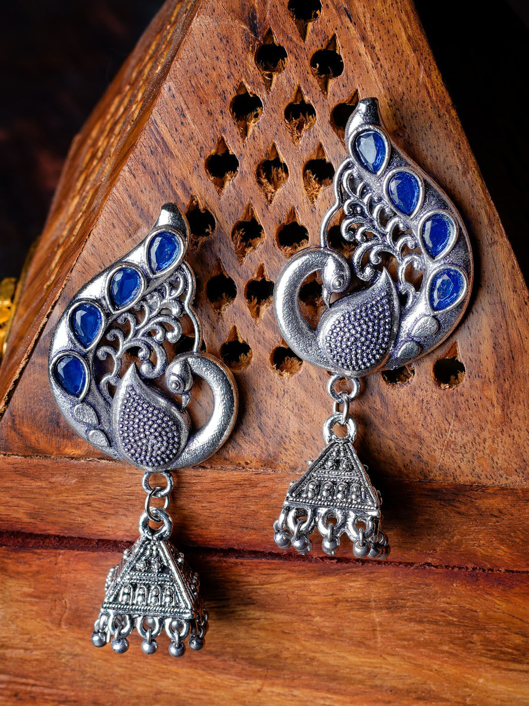 

MORKANTH JEWELLERY Oxidised Silver-Plated Blue Peacock Shaped Jhumkas Earrings