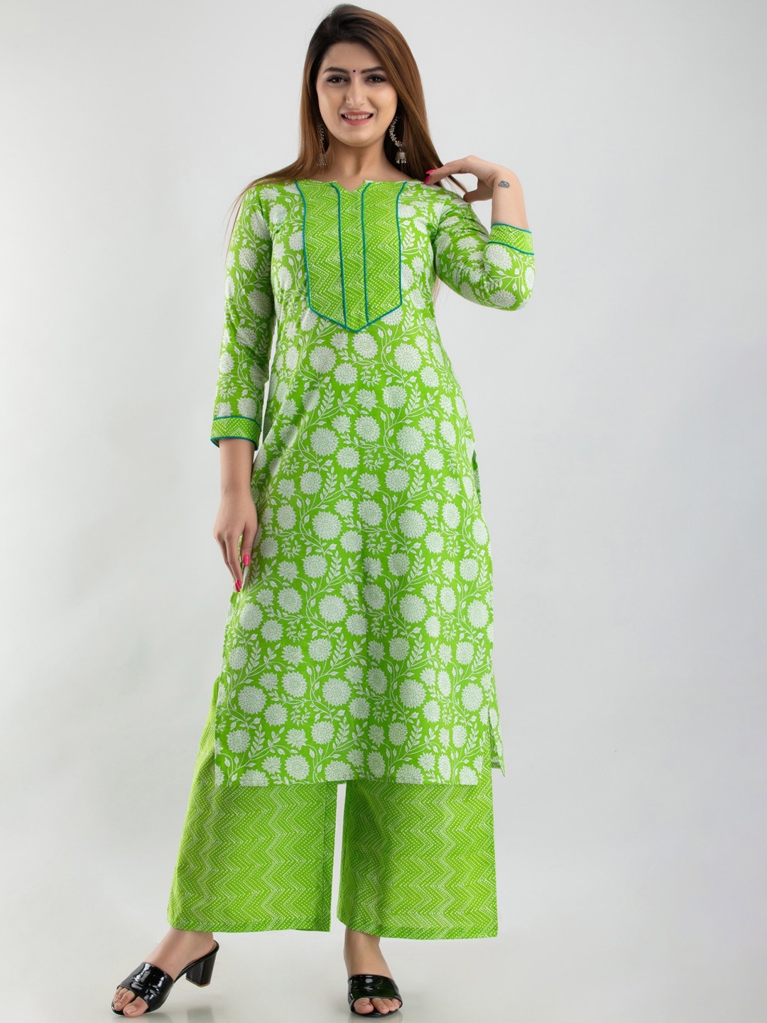 

Maishi Women Green Floral Printed Pure Cotton Kurta with Palazzos
