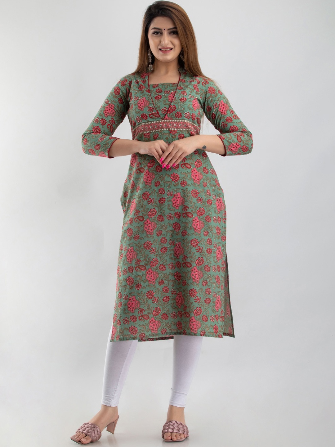 

Maishi Women Green & Pink Floral Printed Cotton Kurta