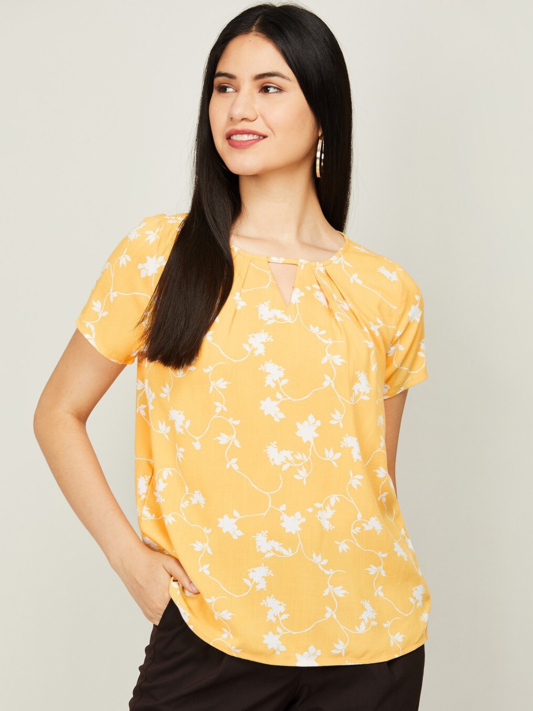 

Fame Forever by Lifestyle Yellow Floral Print Keyhole Neck Top