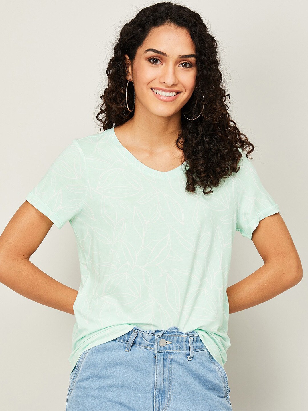 

Fame Forever by Lifestyle Mint Green & White Floral Print Top