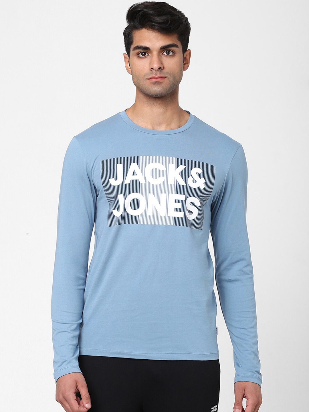 

Jack & Jones Men Blue Typography Printed Lounge T-shirt
