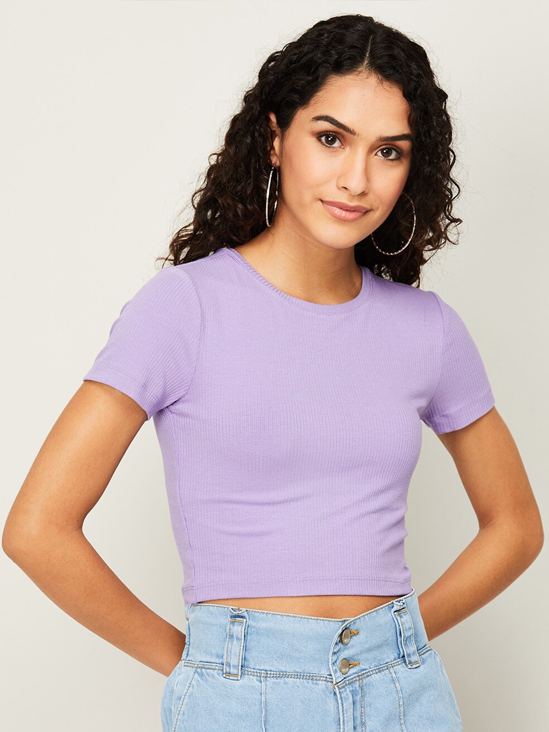 

Ginger by Lifestyle Women Purple Solid Round Neck Fitted Crop Top