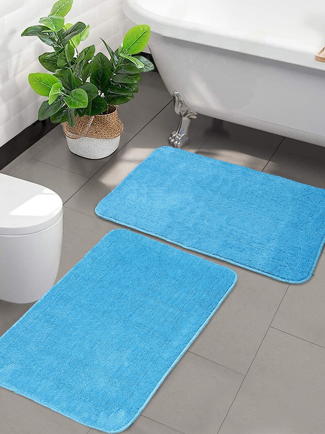 

Saral Home Set of 2 Turquoise Blue Solid Anti Skid 210 GSM Bath Rugs