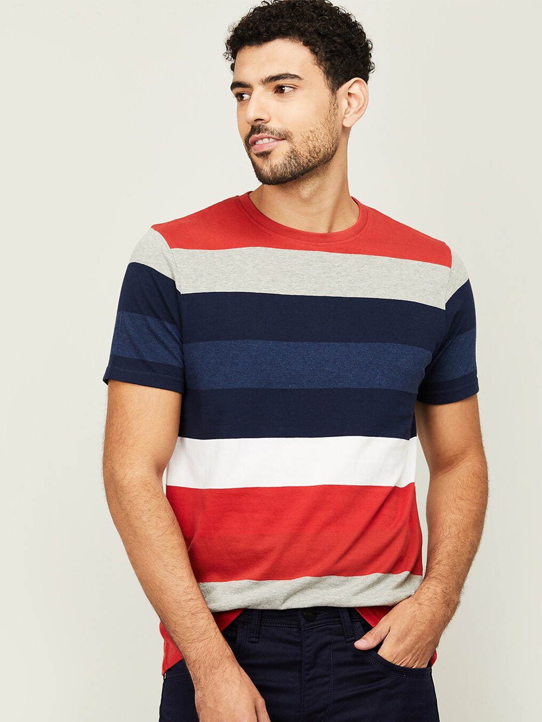 

Bossini Men Red & Navy Blue Striped Slim Fit T-shirt