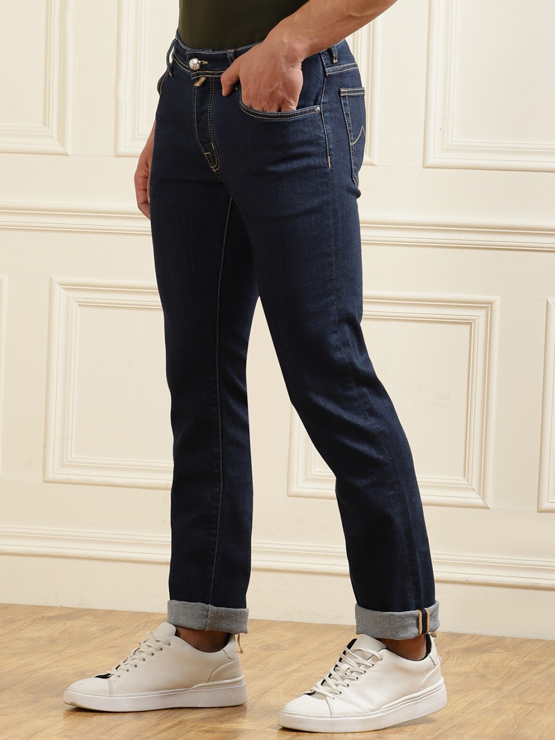 

Jacob Cohen Men Blue Slim Fit Stretchable Jeans
