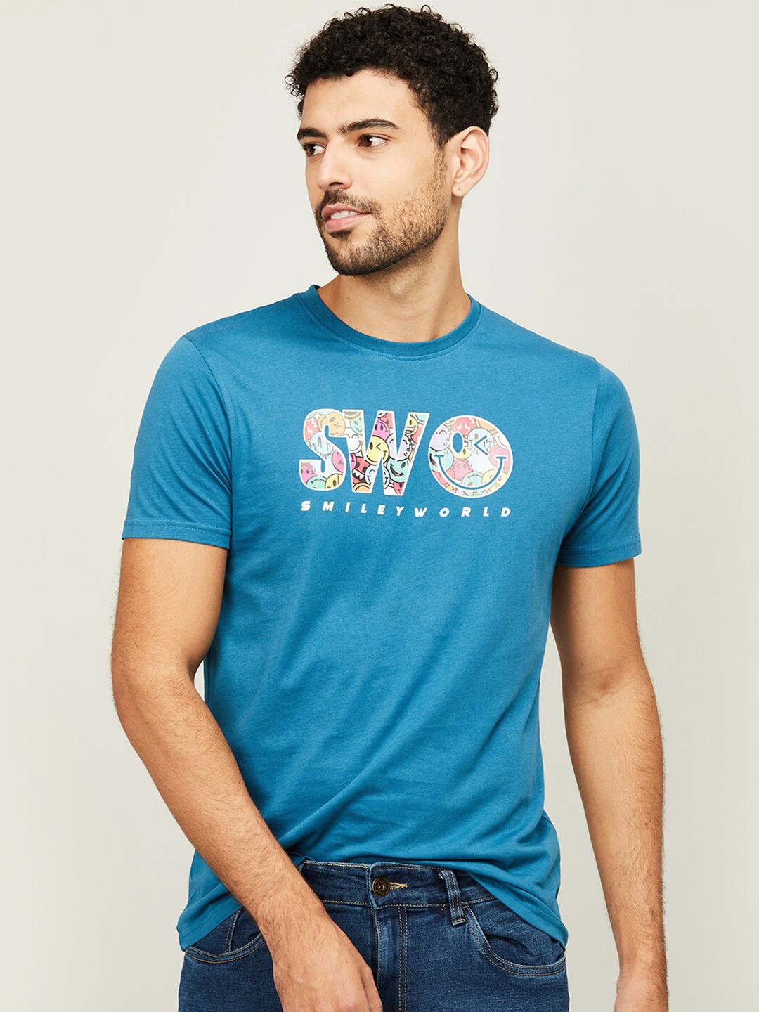 

SmileyWorld Men Blue Printed Pure Cotton Slim Fit T-shirt