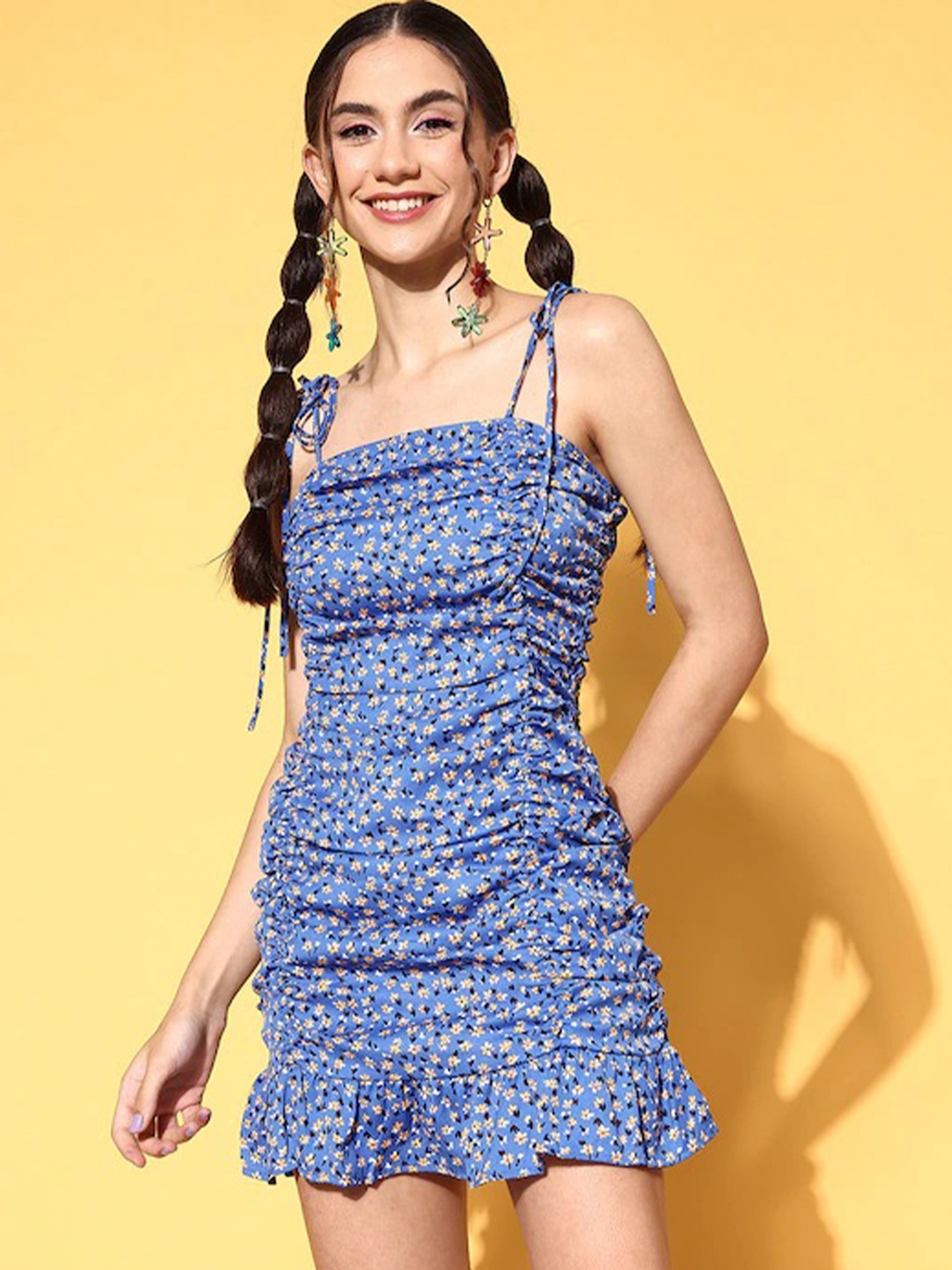 

Berrylush Women Blue Floral Noughties Spaghetti Dress