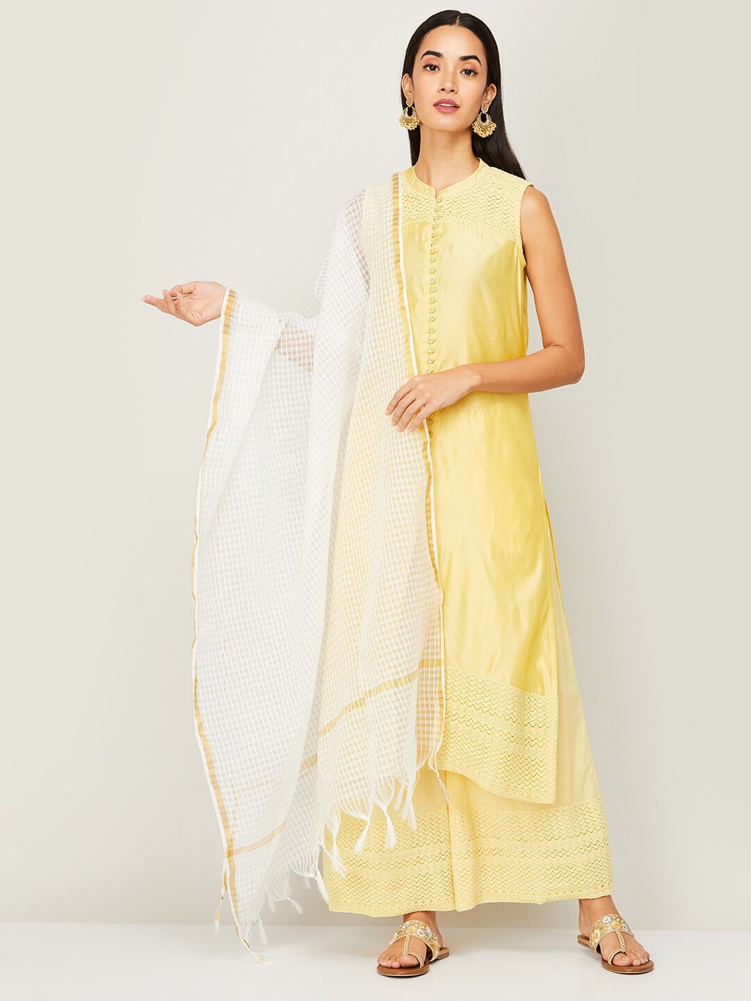 

Melange by Lifestyle White & Gold-Toned Checked Dupatta