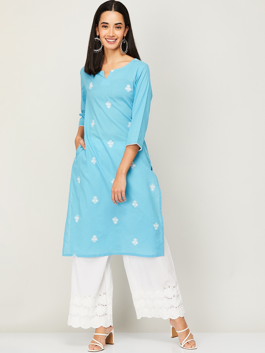 

Melange by Lifestyle Women Blue Ethnic Motifs Embroidered Thread Work Kurta