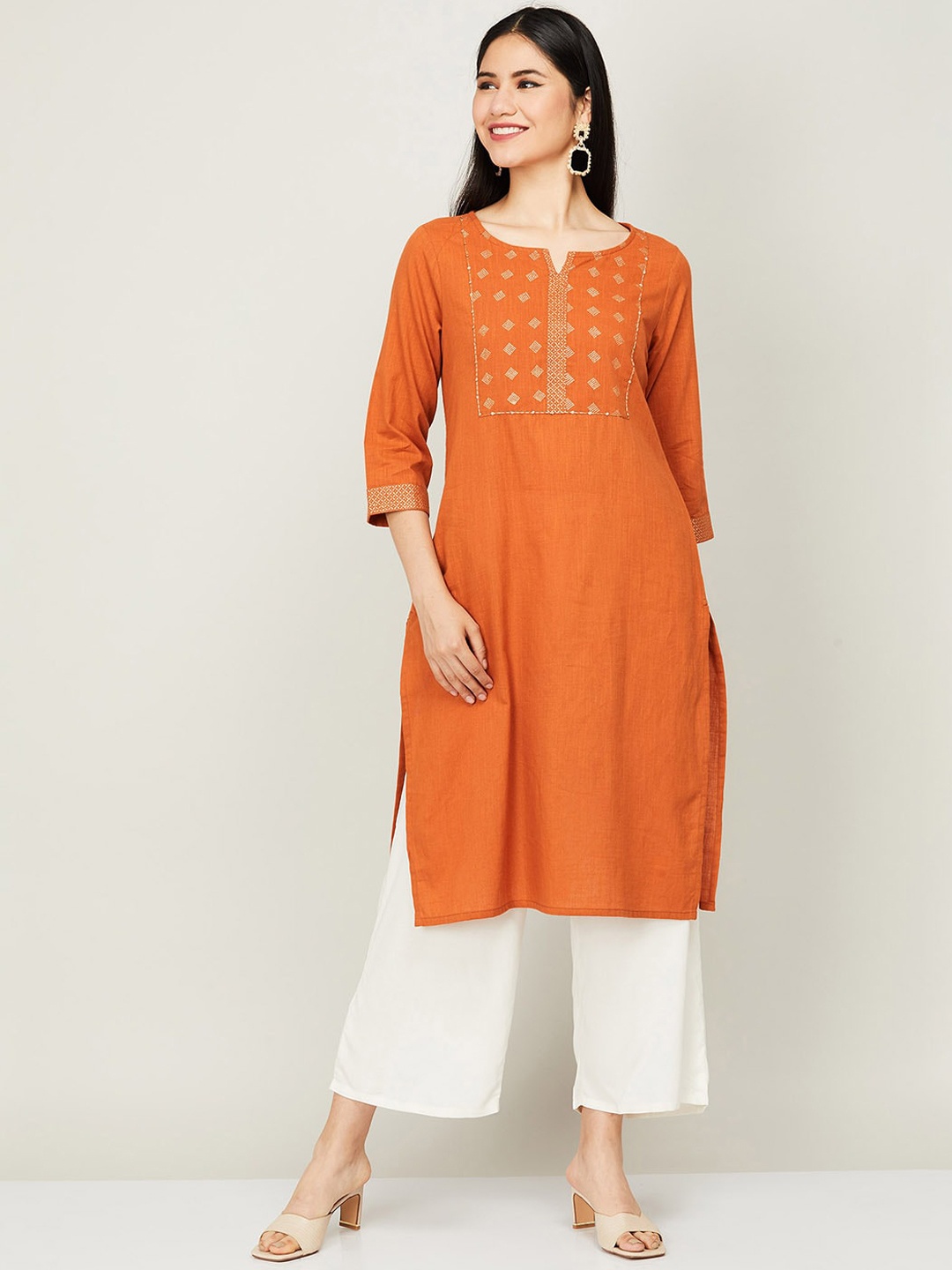 

Melange by Lifestyle Women Brown Geometric Yoke Design Thread Work Kurta