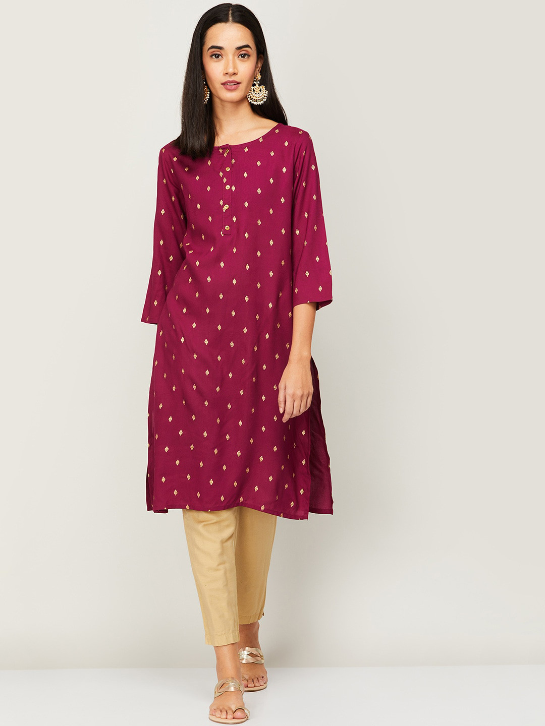 

Melange by Lifestyle Women Red Geometric Printed Kurta