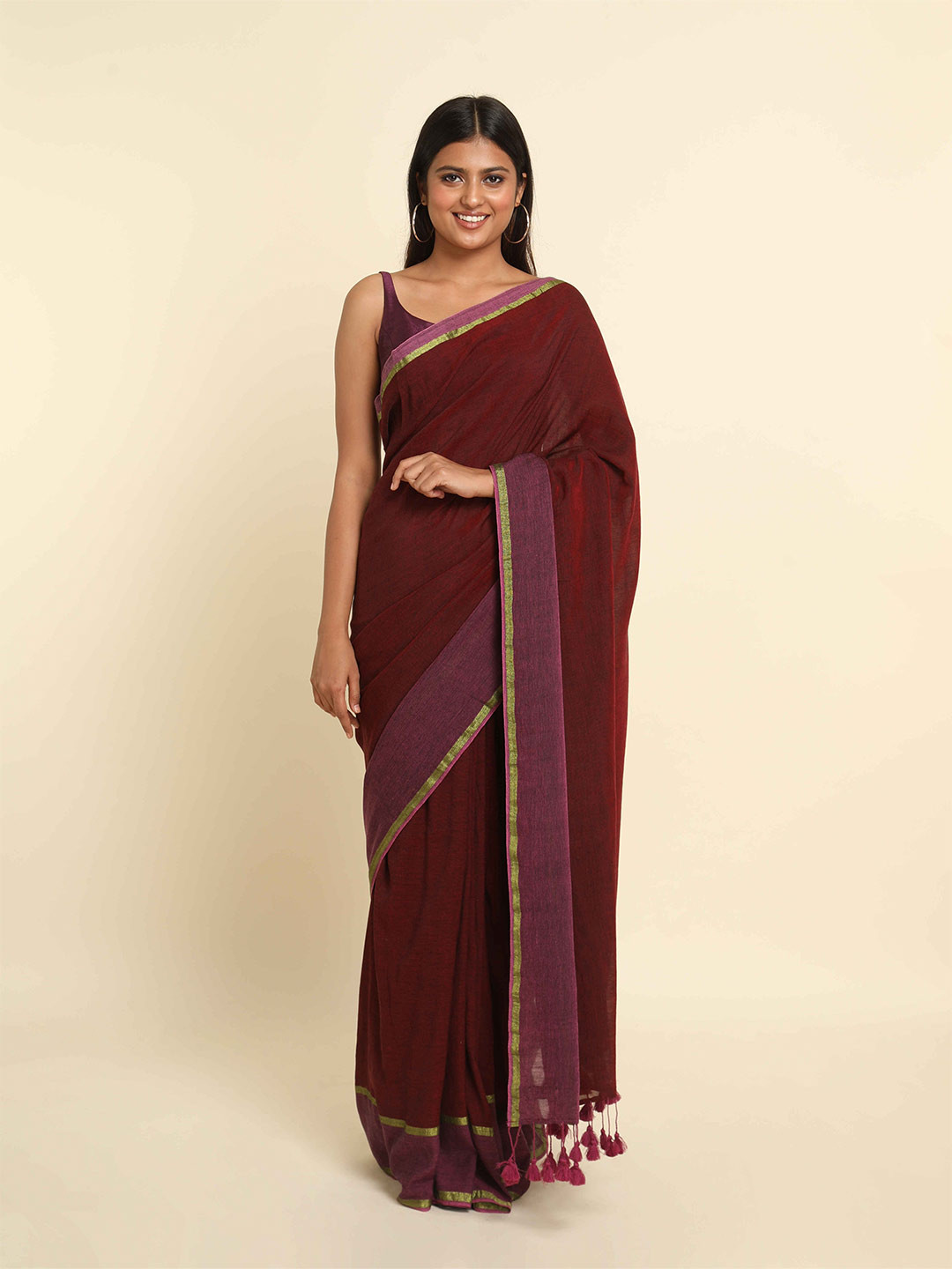 

Suta Maroon Saree