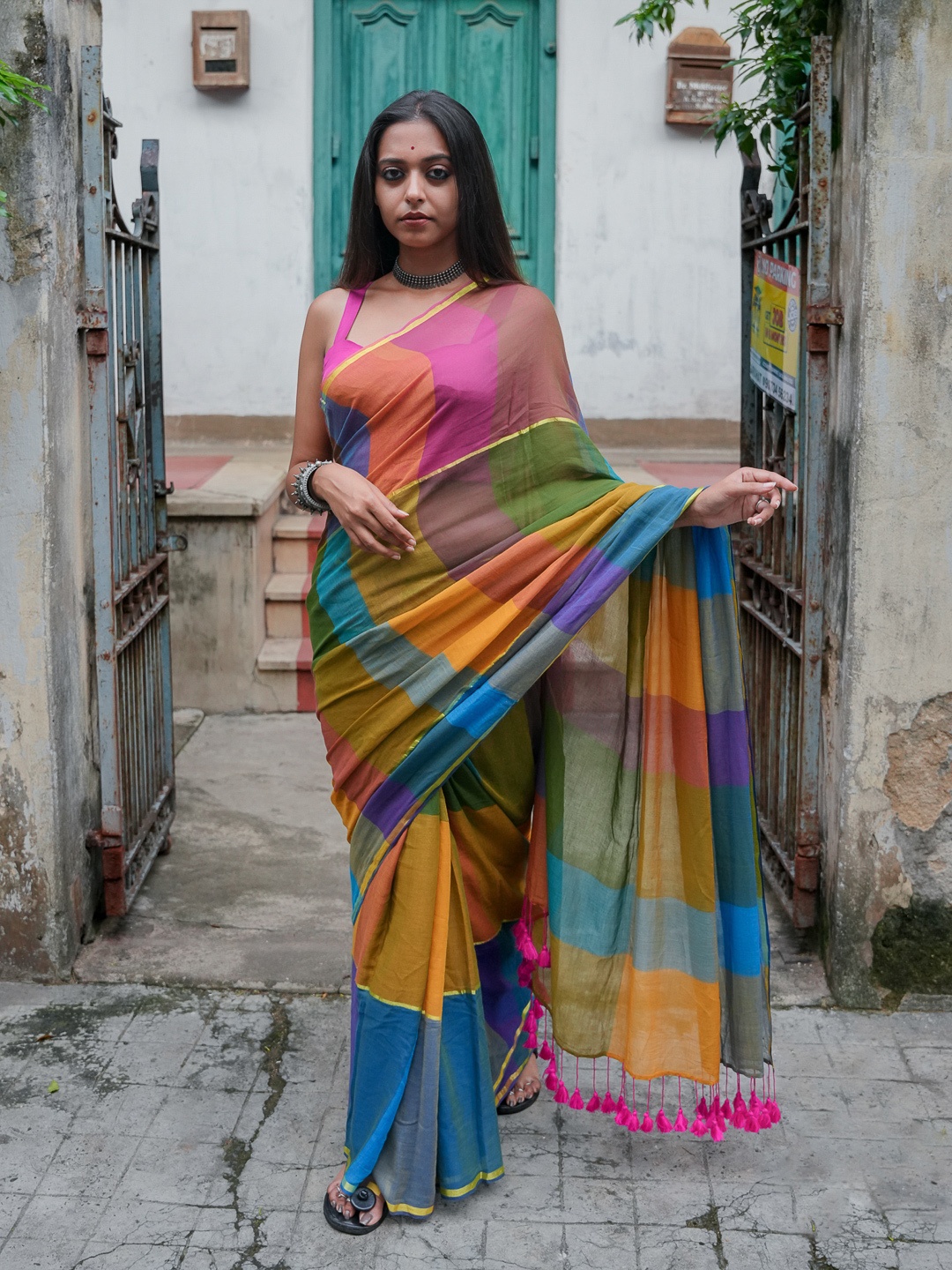 

Suta Pink & Blue Checked Saree