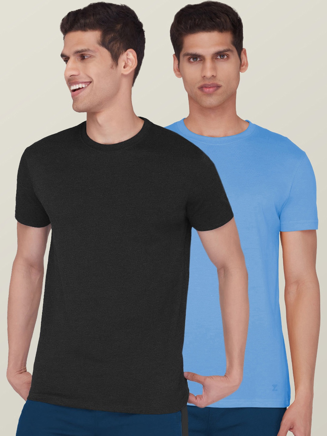 

XYXX Men Pack of 2 Black & Charcoal Grey N9 Silver Finish Solid Tshirts