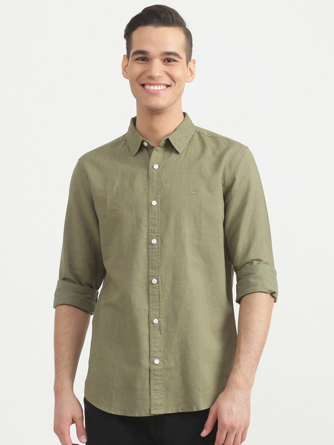 

United Colors of Benetton Men Olive Green Slim Fit Casual Shirt