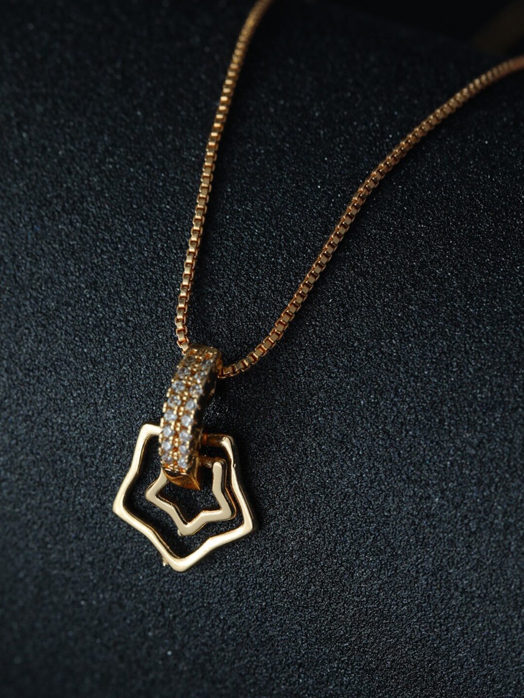 

Priyaasi Gold-Toned & White Brass Gold-Plated Necklace