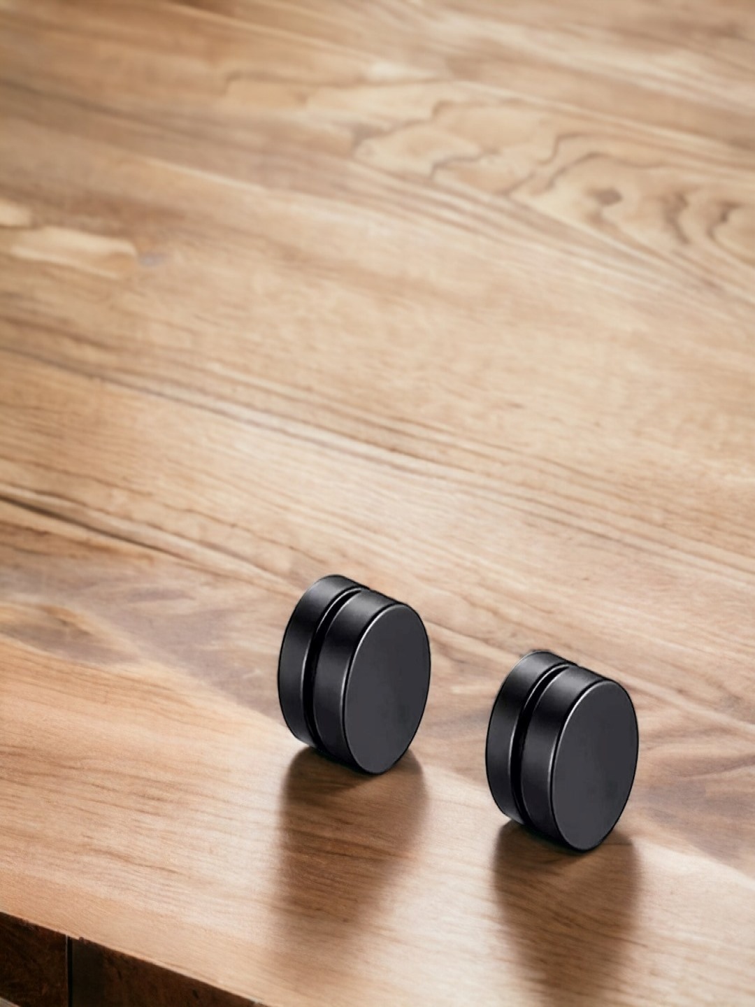 

Goldnera Men Black Circular Stainless Steel Studs