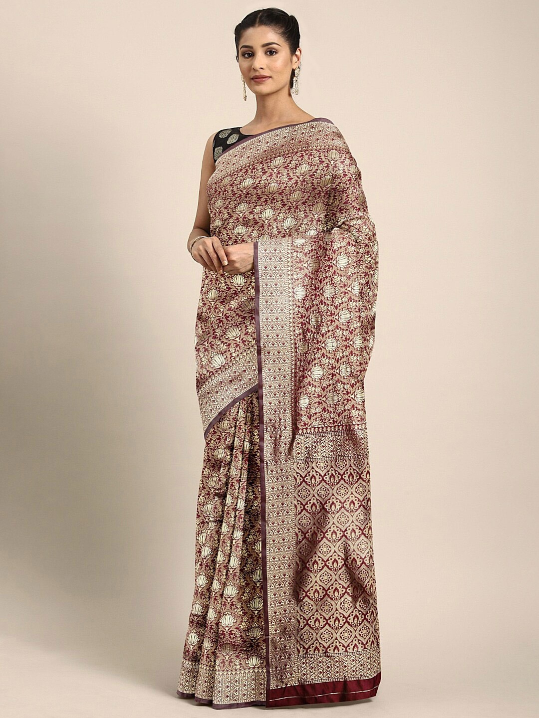 

SHAVYA Maroon & Gold-Toned Woven Design Silk Blend Saree