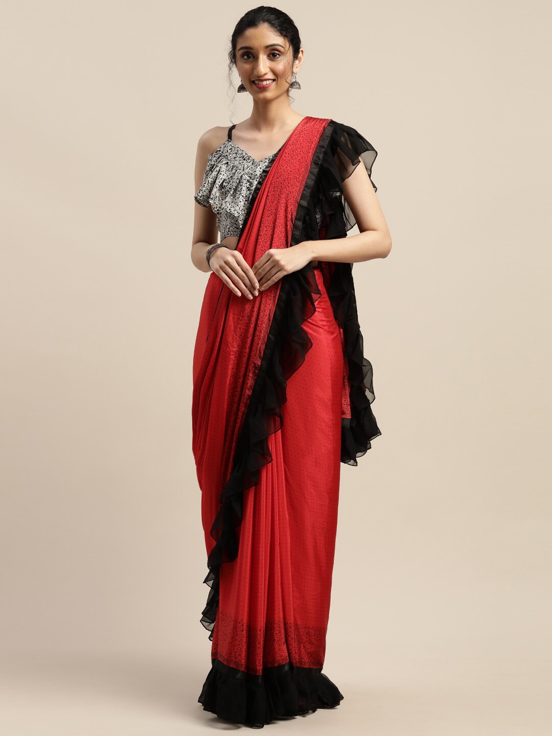

SHAVYA Red & Black Ethnic Motifs Silk Blend Ruffled Solid Border Saree