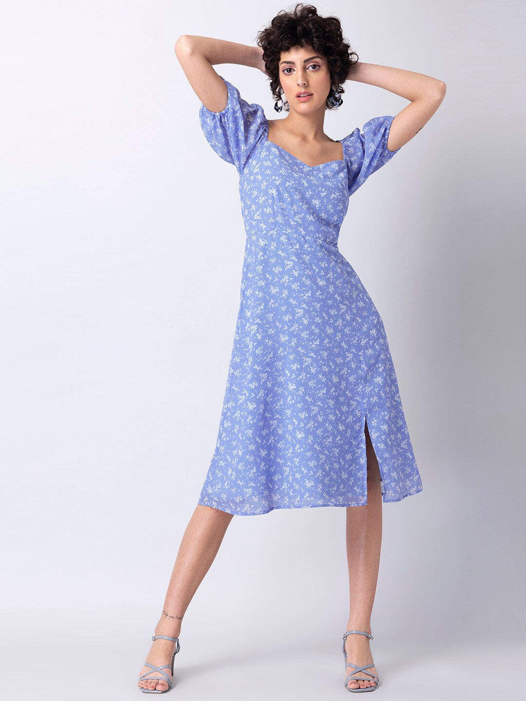 

FabAlley Blue Floral Print Georgette Midi Dress