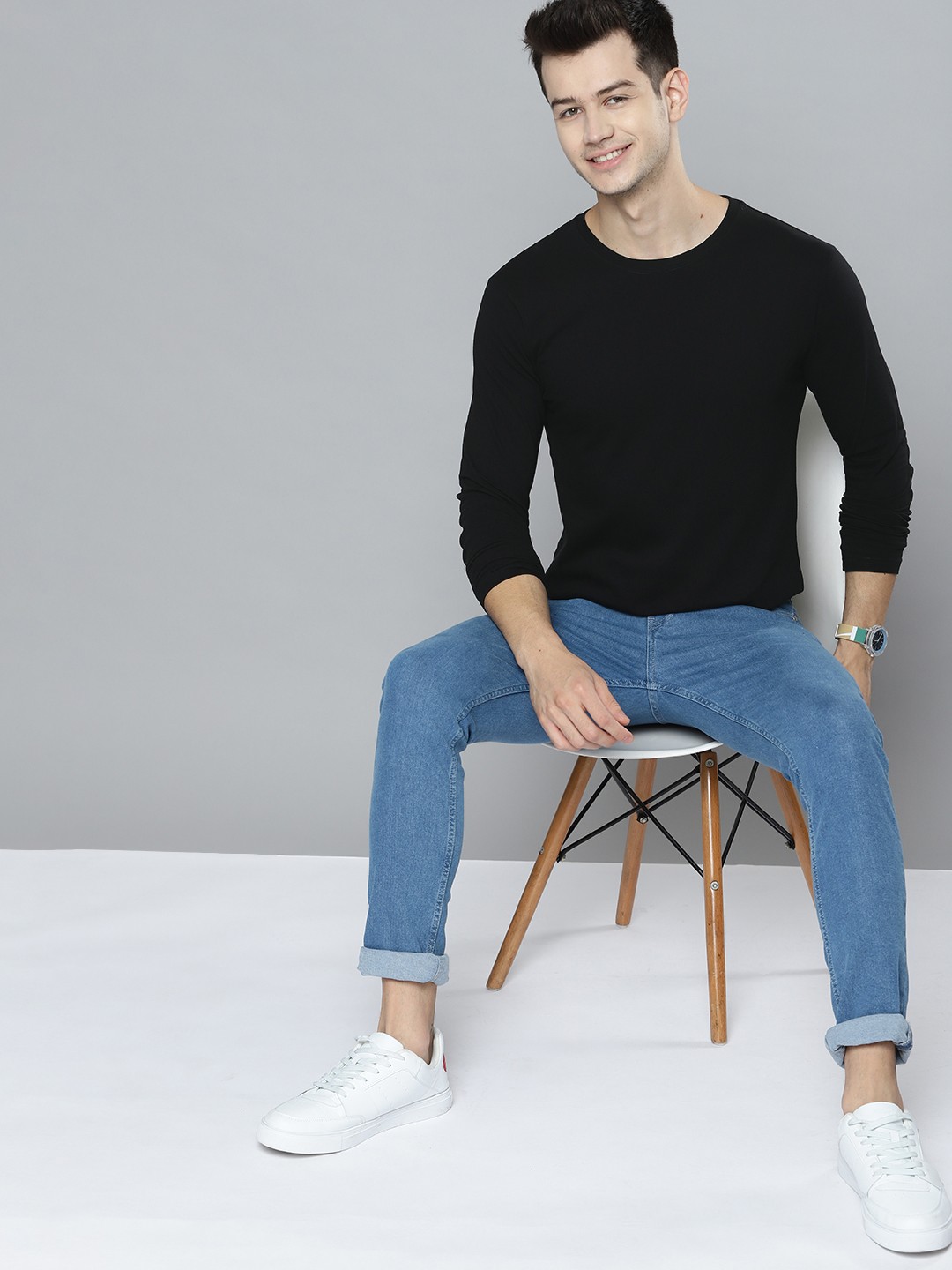 

Mast & Harbour Men Black Cotton Knitted T-shirt