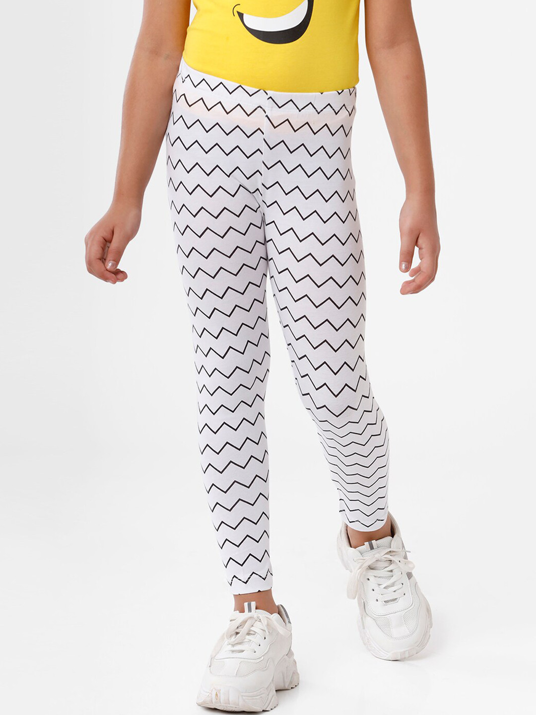 

De Moza Girls White & Black Printed Ankle-Length Leggings