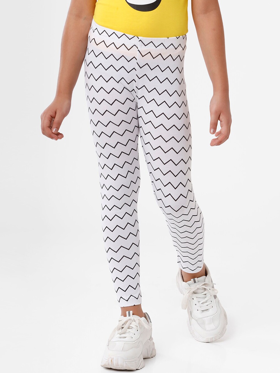 

De Moza Girls White & Black Printed Cotton Ankle-Length Leggings