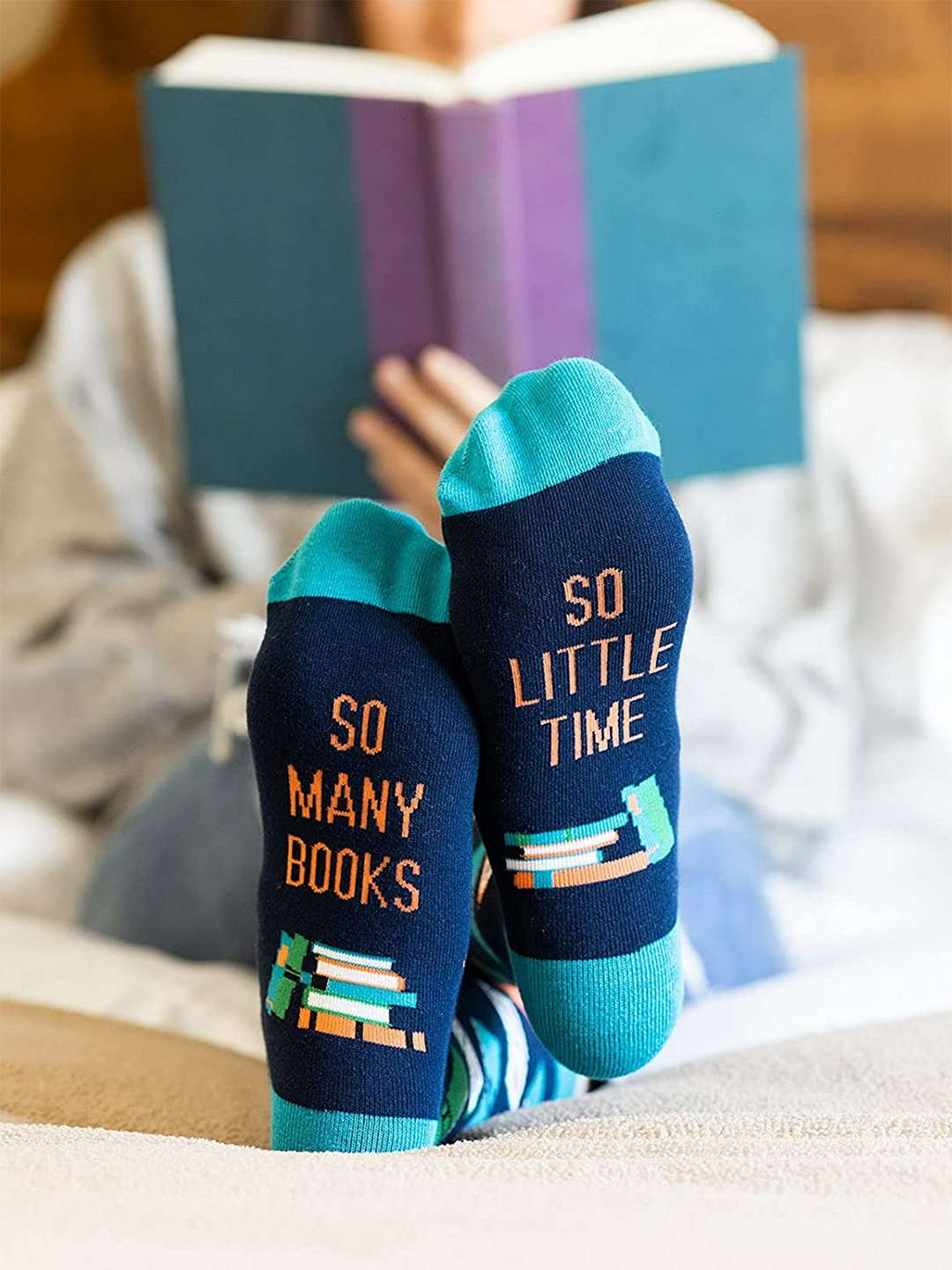 

EL REGALO Blue & White Patterned Calf-Length Socks