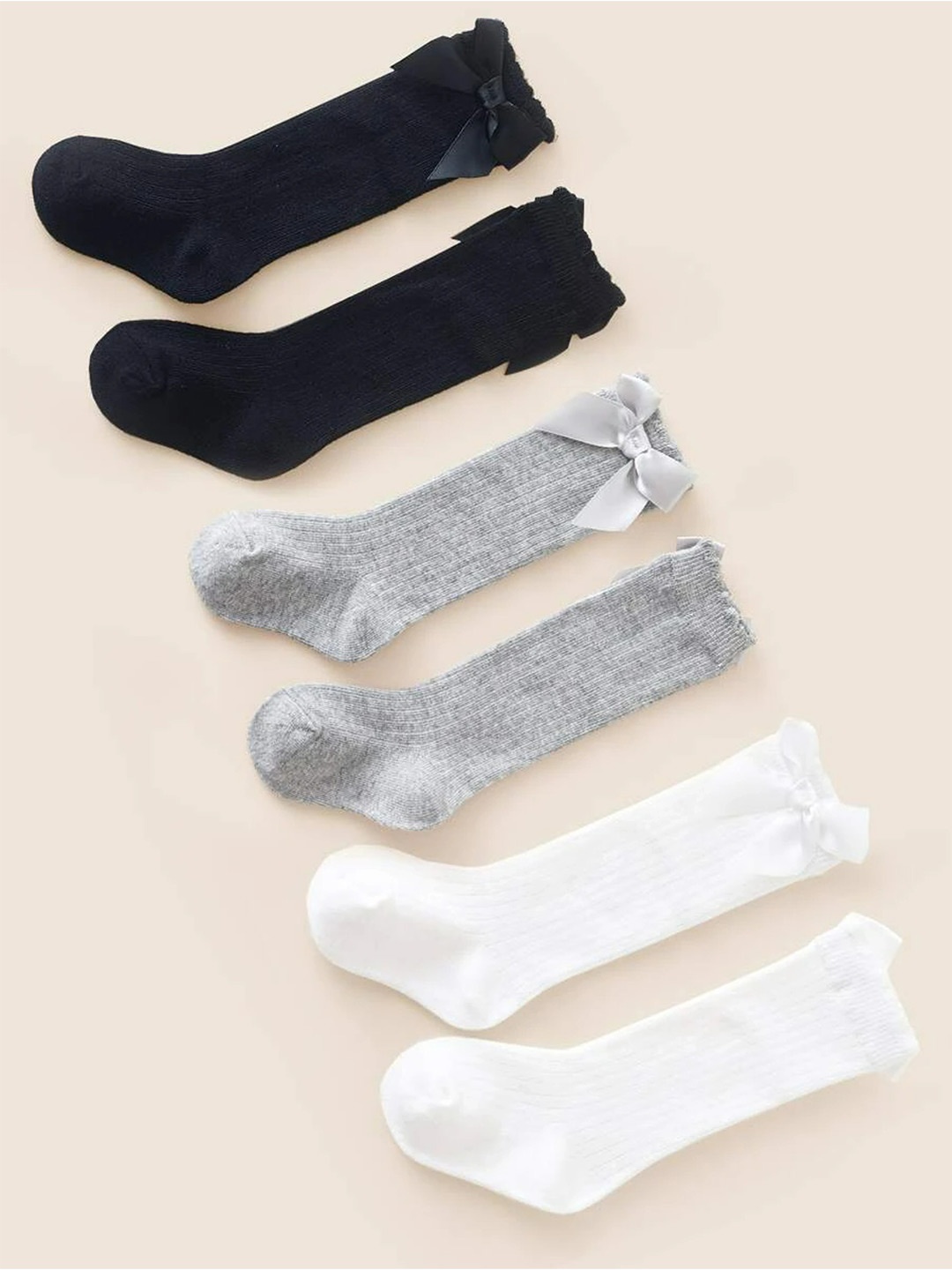 

EL REGALO Set Of 3 Girls Solid Bow Detailed Socks, Grey