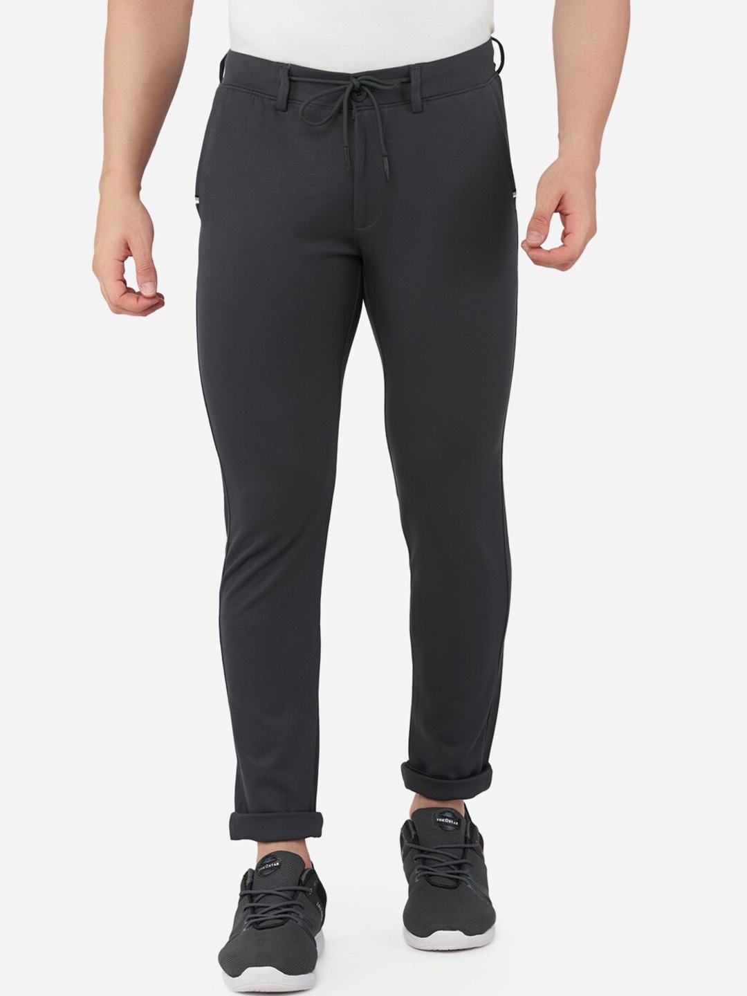 

beevee Men Grey Solid Track Pants