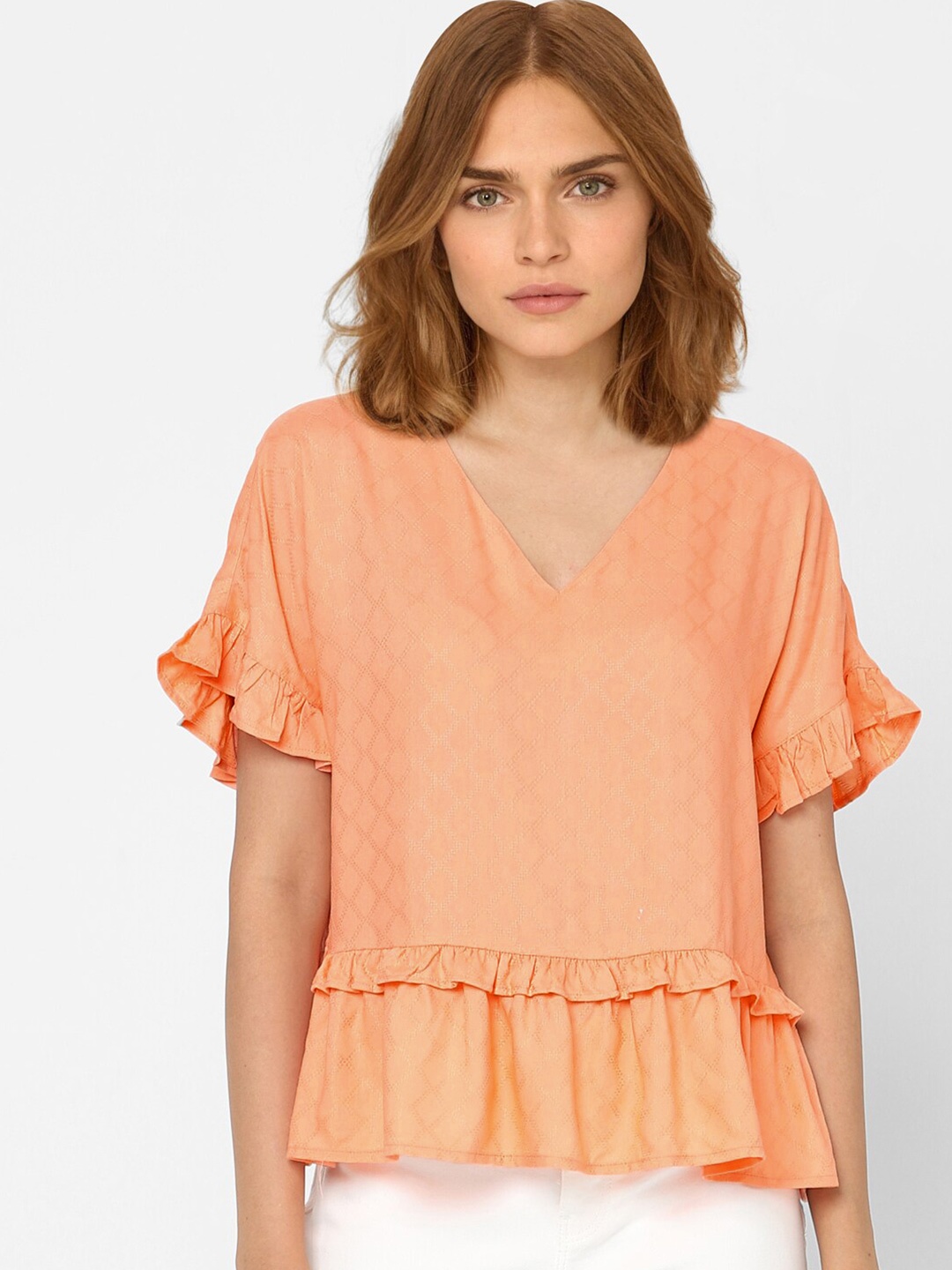 

Vero Moda Women Peach Extended Sleeves Top