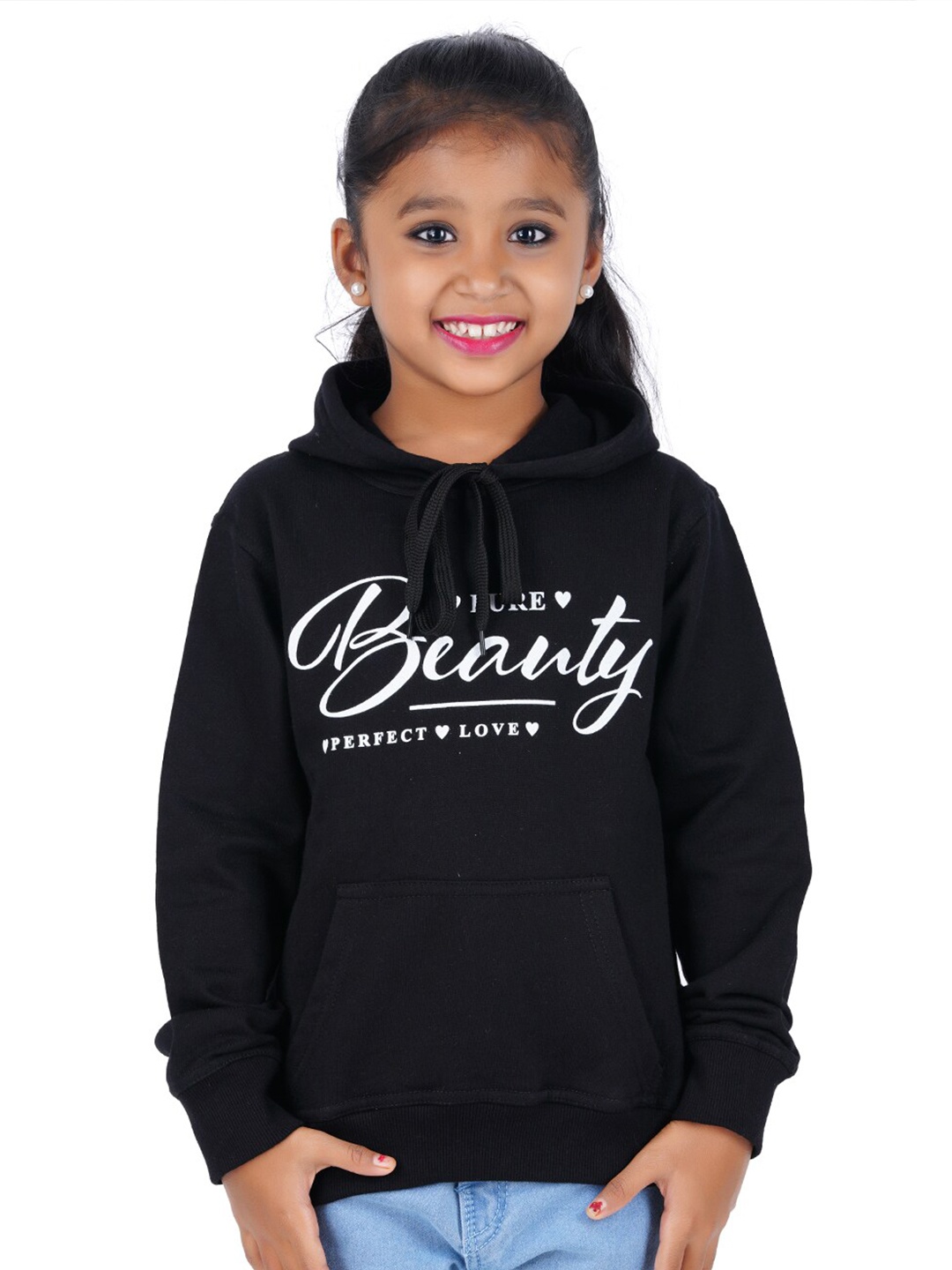 

Fleximaa Girls Black Printed Hooded Cotton Sweatshirt