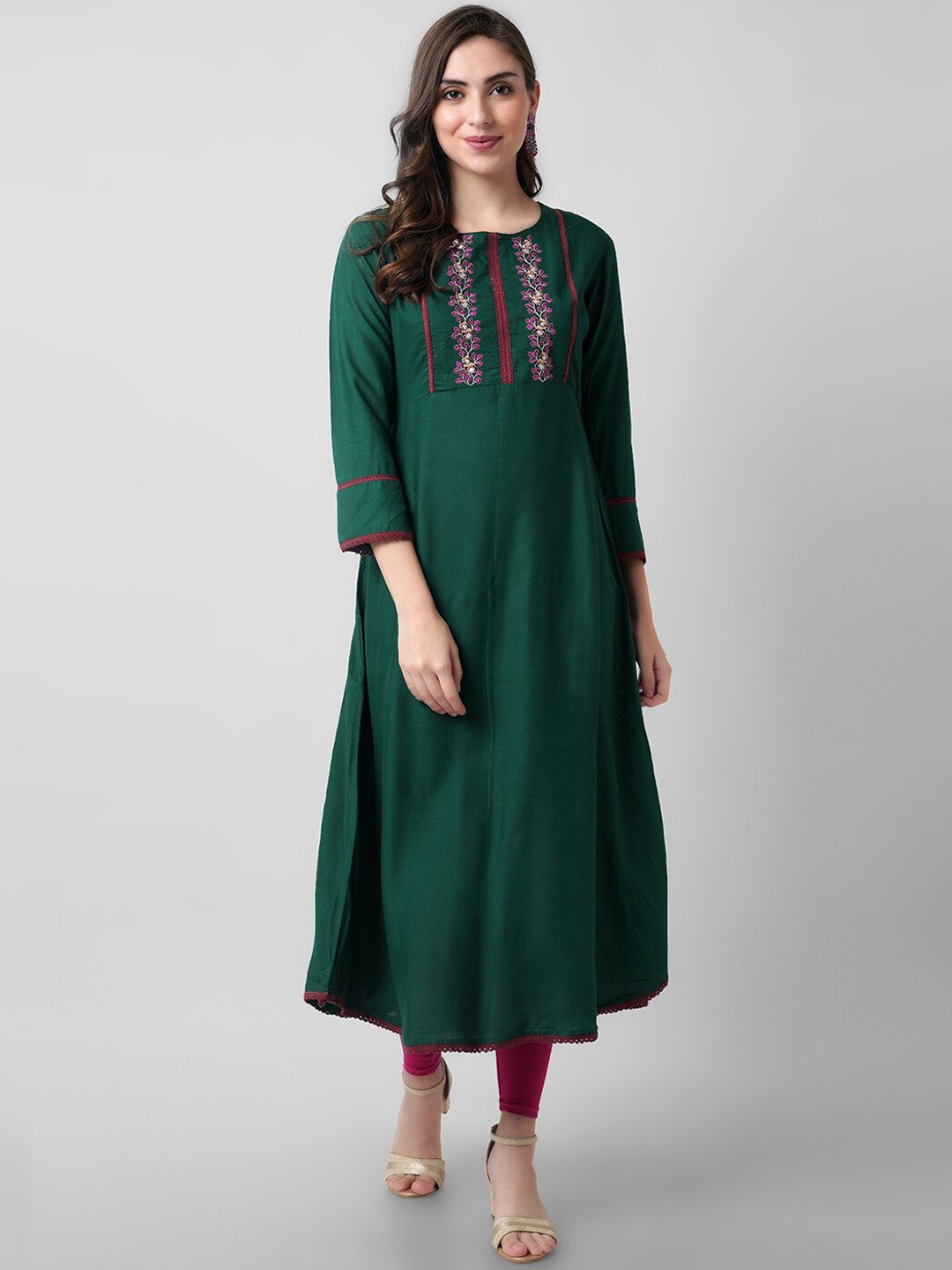 

KALINI Women Green Embroidered Flared Sleeves Thread Work Handloom Kurta