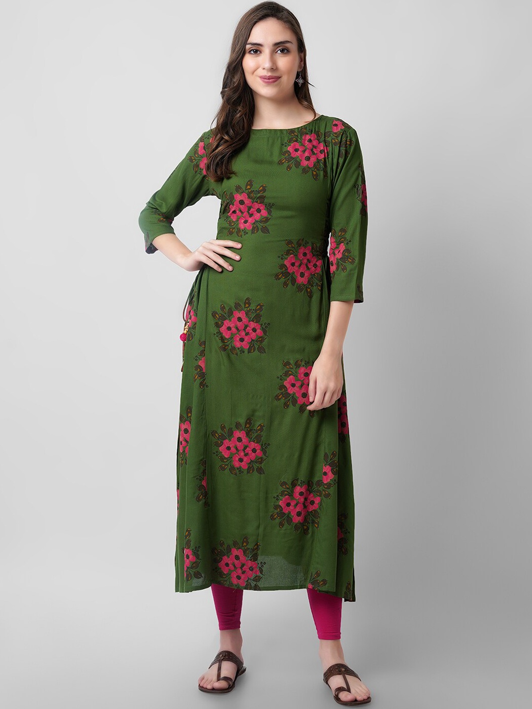 

KALINI Women Green & Red Floral Printed Kurta