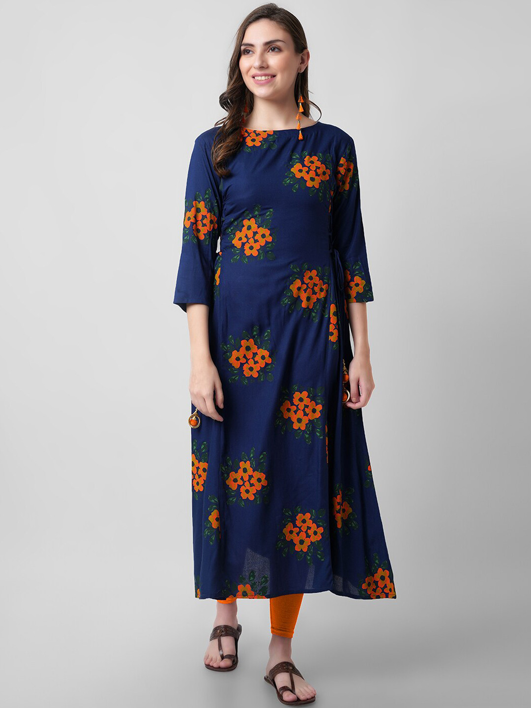 

KALINI Women Navy Blue Floral Printed Kurta