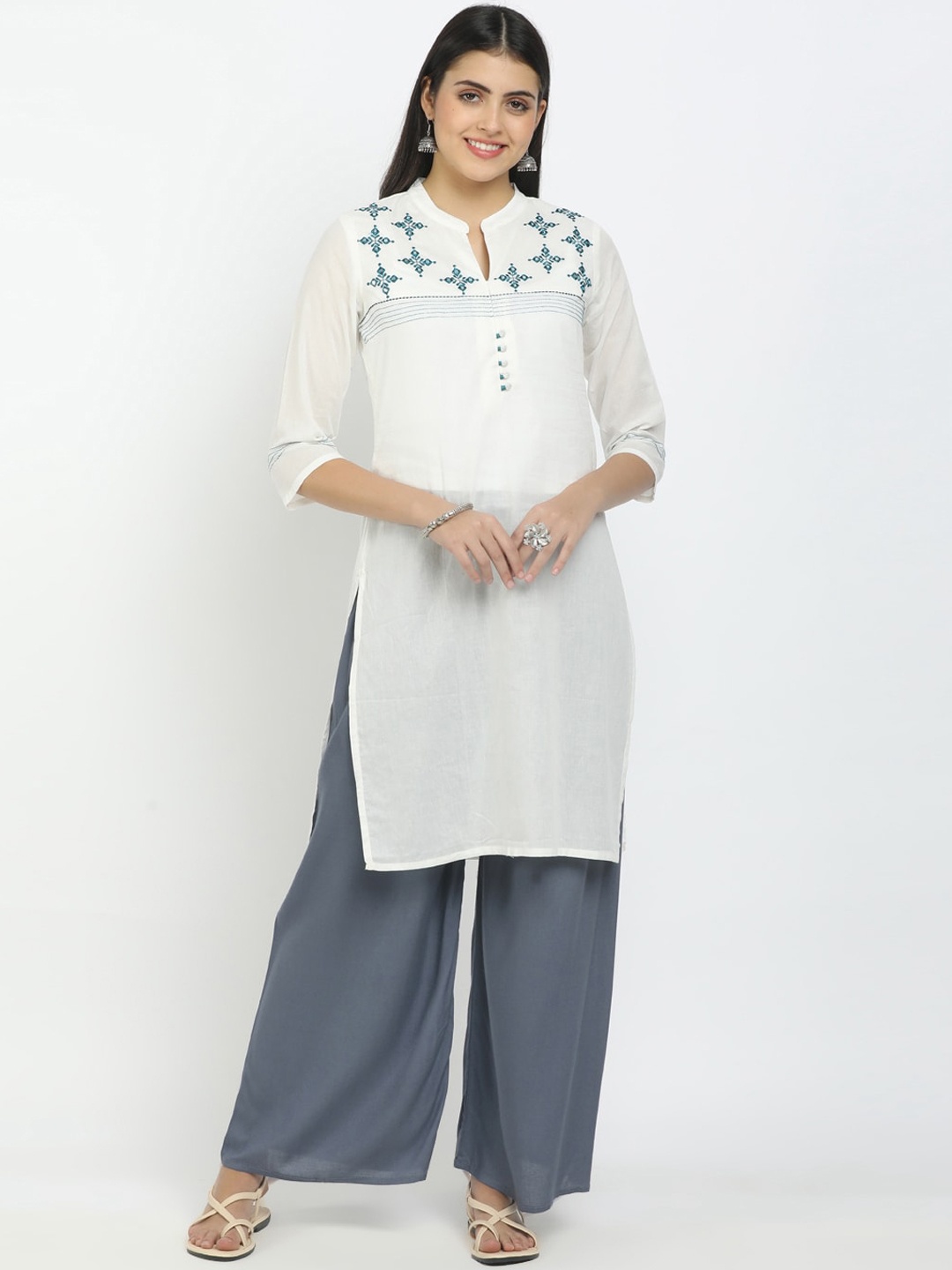 

V-Mart Women White Floral Embroidered Thread Work Kurta