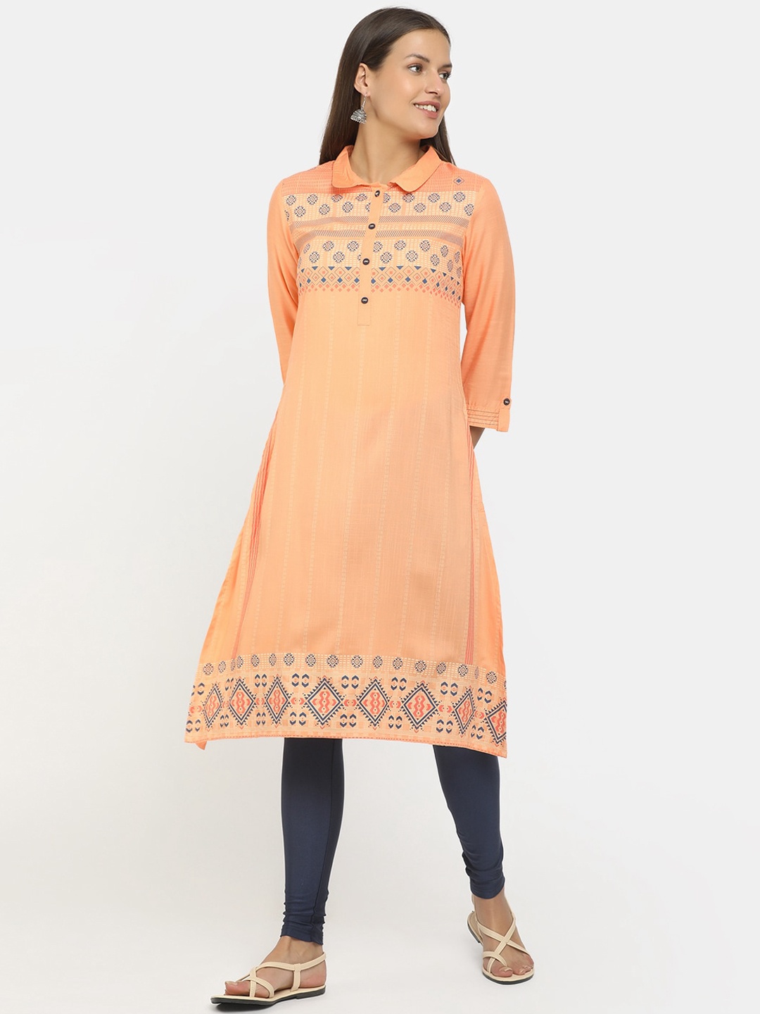 

V-Mart Women Pink Ethnic Motifs Yoke Design Thread Work Kurta