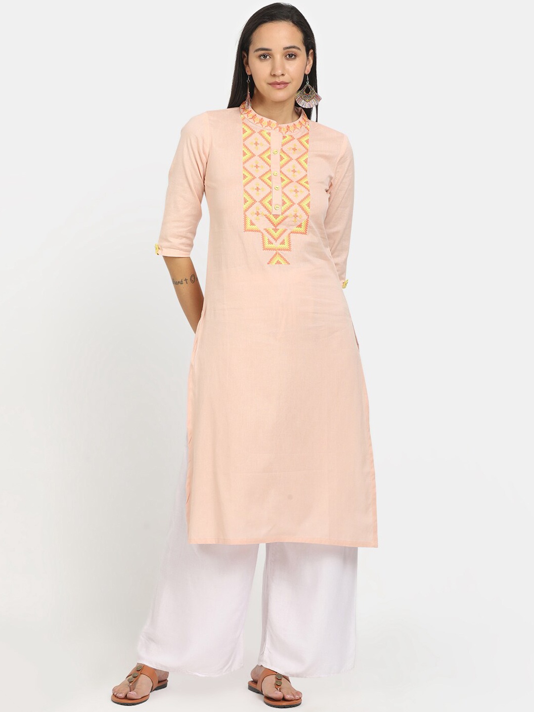 

V-Mart Women Peach-Coloured Yoke Design Thread Work Kurta