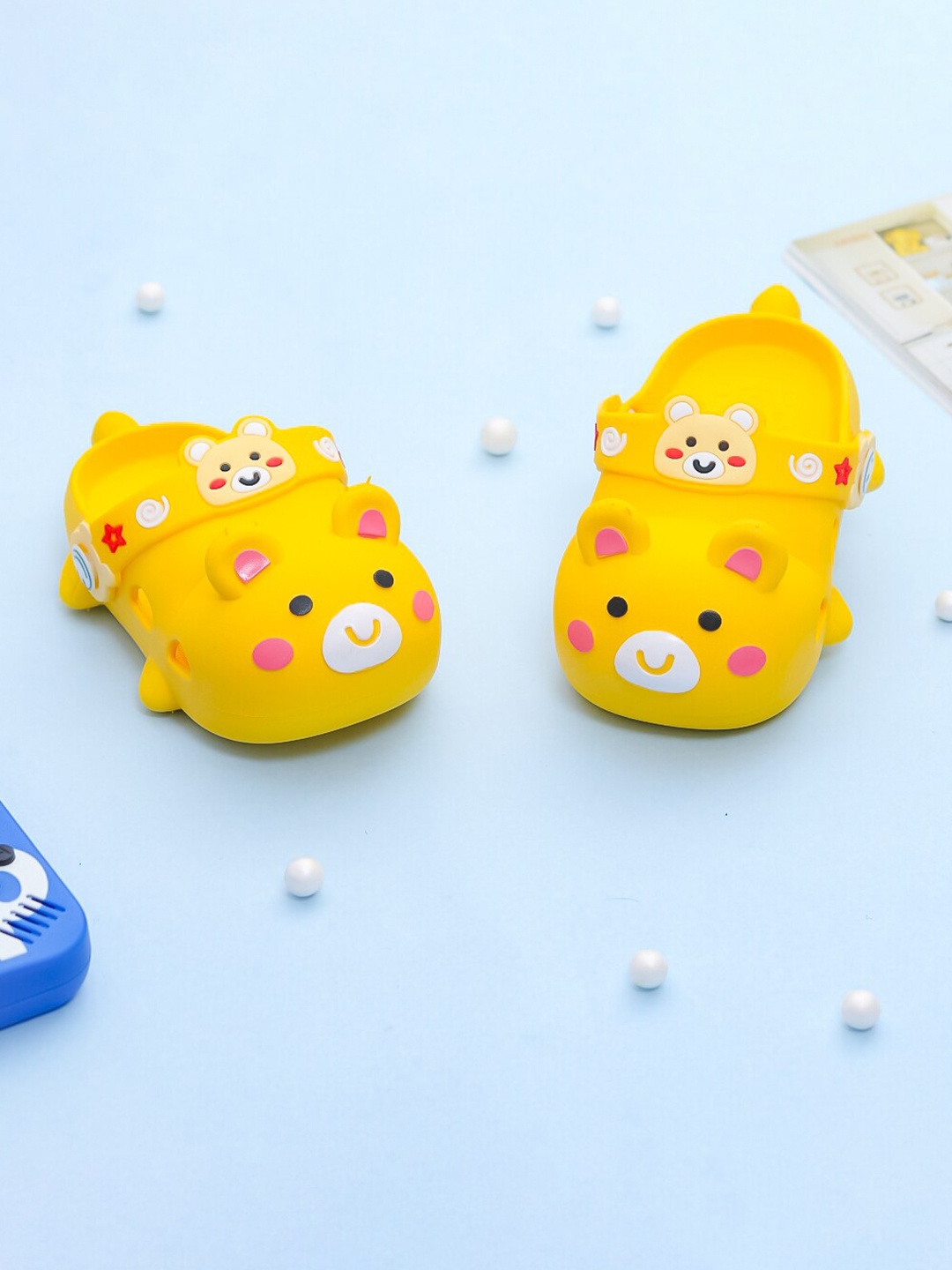 

Yellow Bee Kids Yellow & Pink Bear Clogs